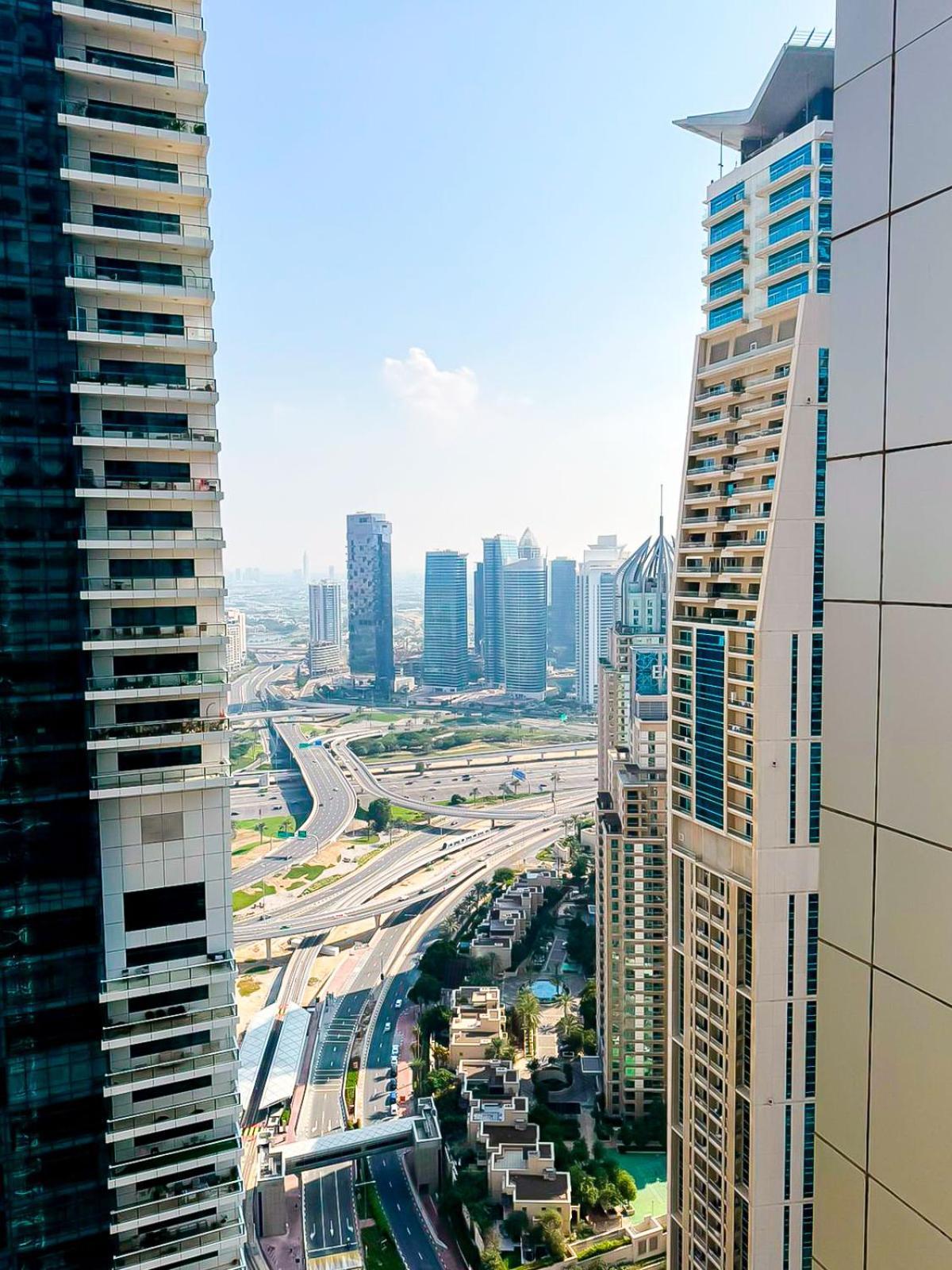 Dubai Marina - Marina Pinnacle Tower Dış mekan fotoğraf